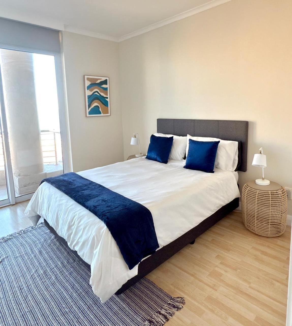 Beautiful 2 Bedroom With Ocean Views, Bloubergstrand Apartamento *